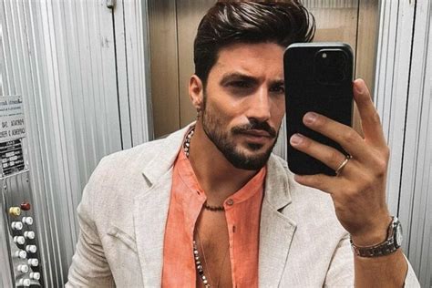 mariano di vaio patrimonio